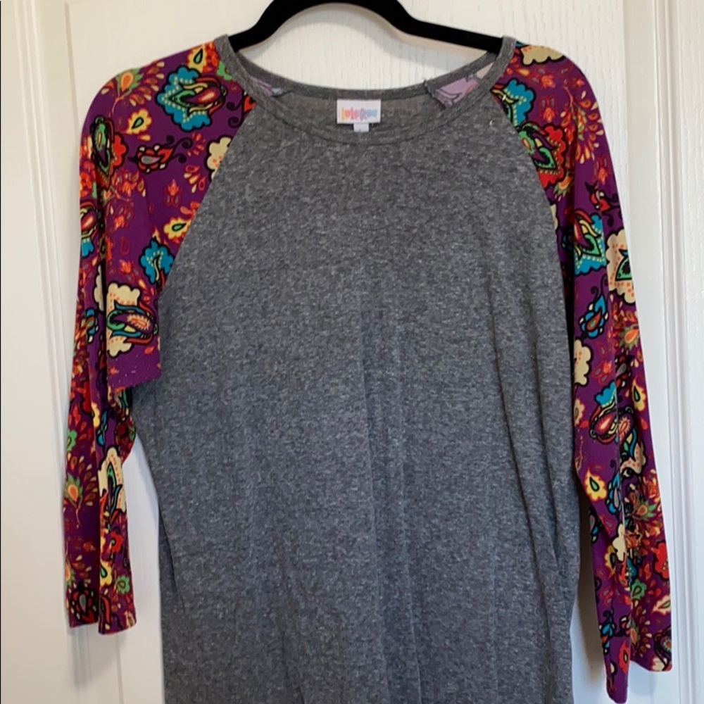 LuLaRoe L Purple Paisley Sleeve Randy Baseball Tee
